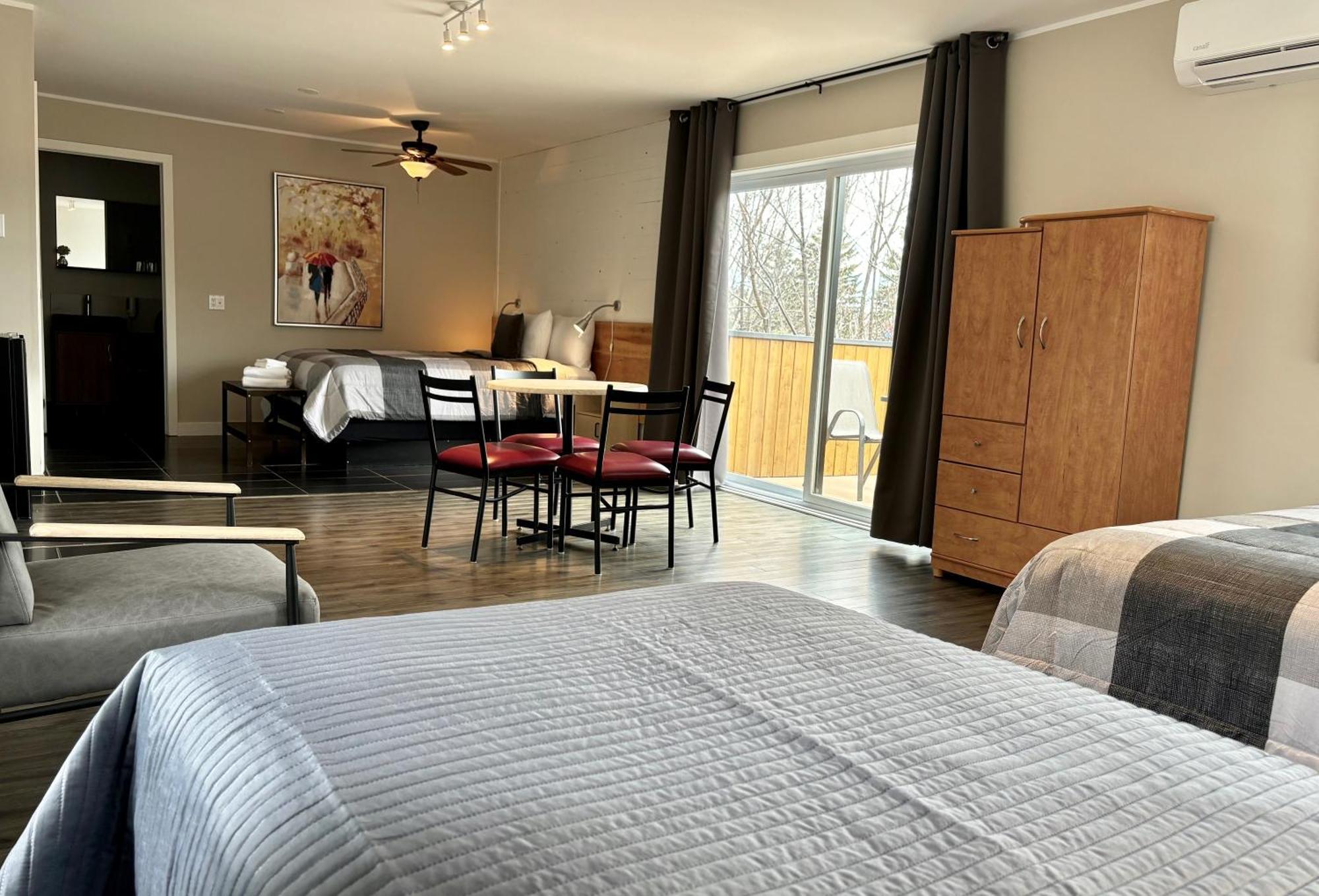 Motel Boutique Hygge Бэ-Сен-Поль Экстерьер фото